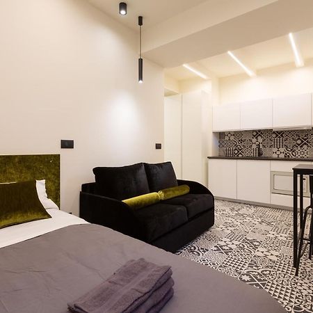 Pay60 -Crescenzago- Luxury Yellow House Milan Exterior photo