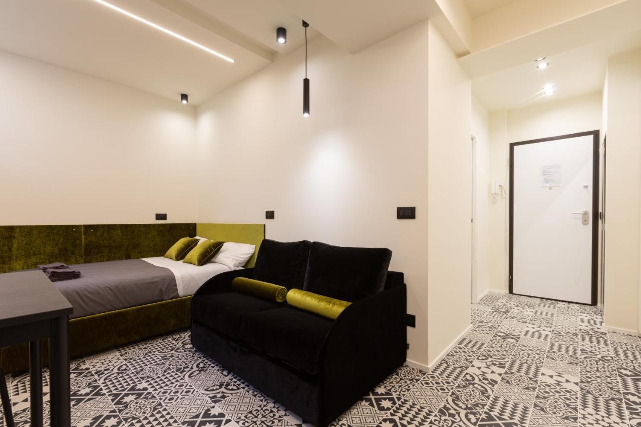 Pay60 -Crescenzago- Luxury Yellow House Milan Exterior photo